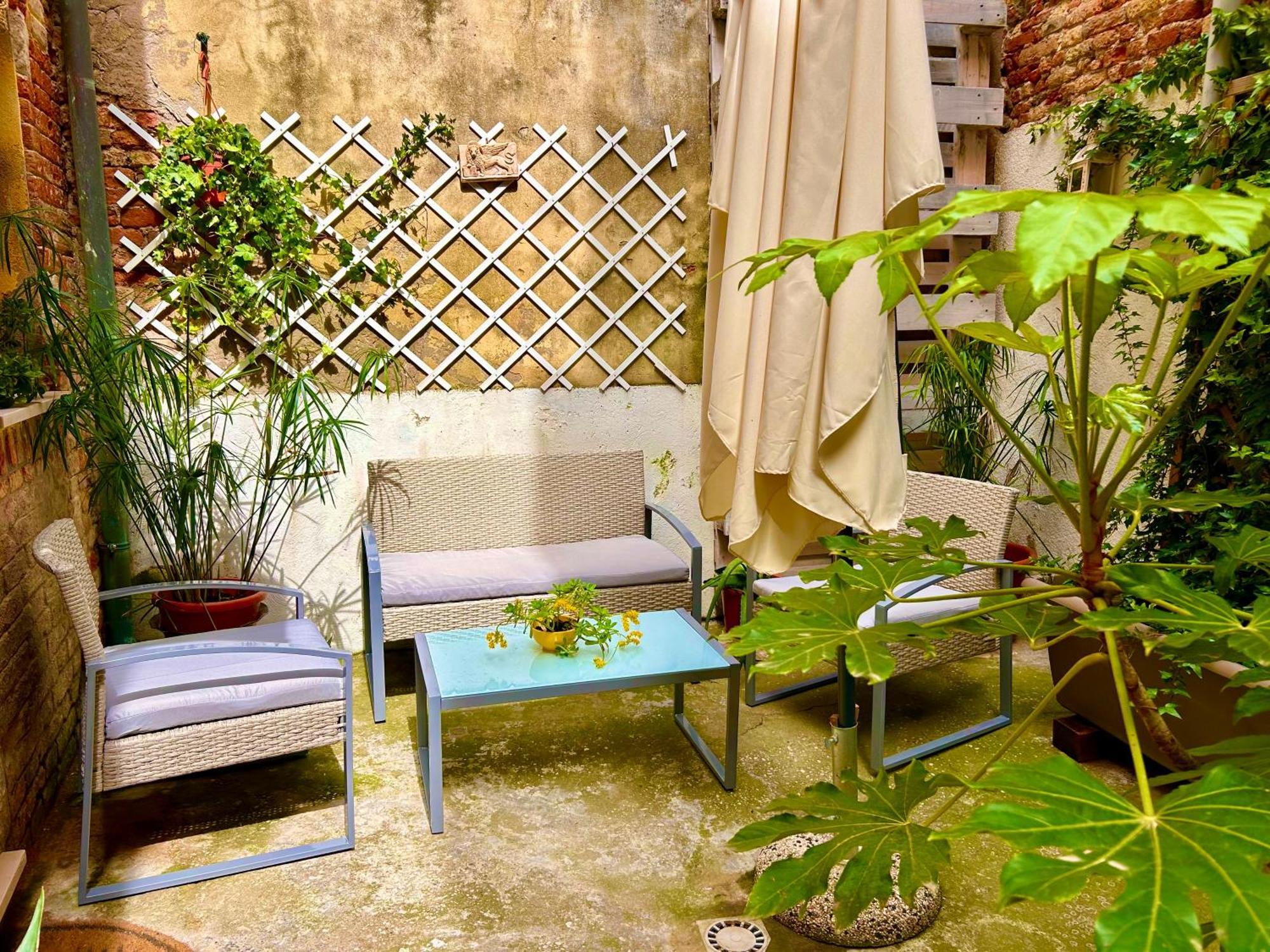 Ca 3 Leoni - Romantic House In The Heart Of Venedig Exterior foto